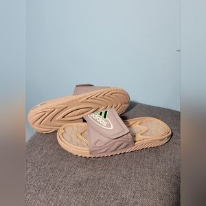 ADIDAS ORIGINALS GY4552 REPTOSSAGE Beach Pool Logo SLIDES Sandals Sizes 10M New